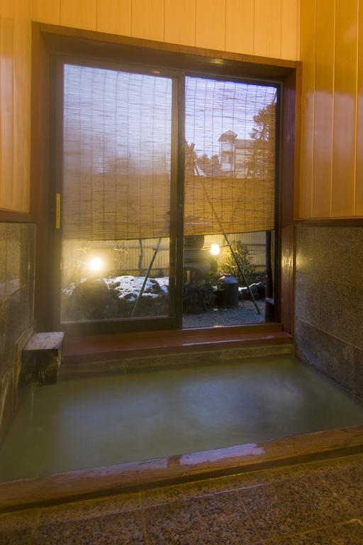 Ekinariya Ryokan Kuszacu Kültér fotó