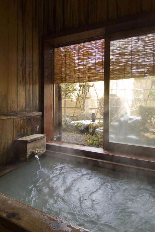 Ekinariya Ryokan Kuszacu Kültér fotó